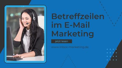 Links eine E-Mail-Support Mitarbeiterin mit einem Headset. Rechts daneben in schwarzer Schrift auf blauem Hintergrund der Text "Betreffzeilen im E-Mail Marketing"